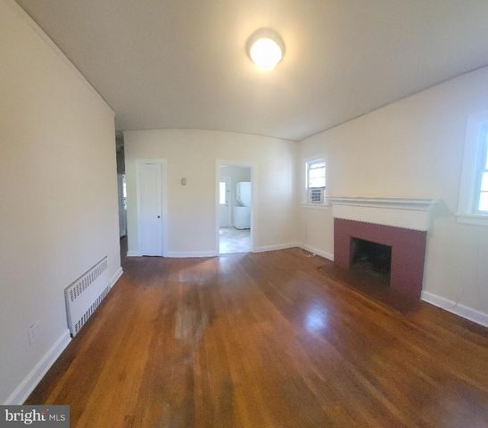 1430 FRANKLIN ST #5, Fredericksburg, VA 22401