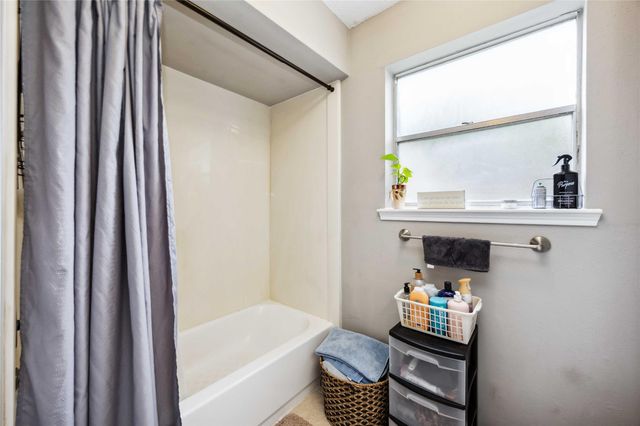 805 Chateau Place, Richmond, TX 77469