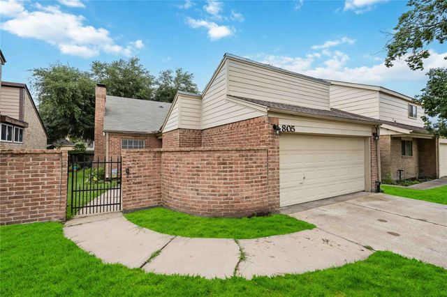 805 Chateau Place, Richmond, TX 77469