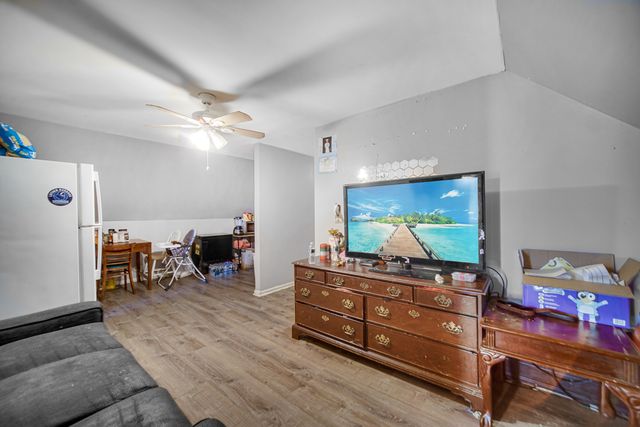 2213 N Kildare Avenue, Chicago, IL 60639