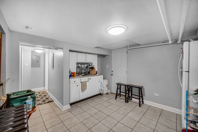 2213 N Kildare Avenue, Chicago, IL 60639