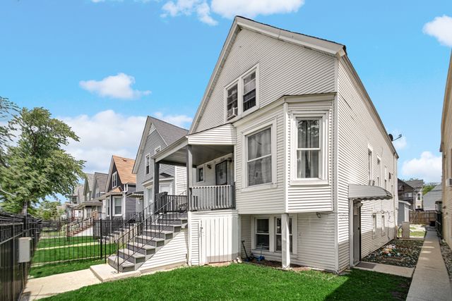2213 N Kildare Avenue, Chicago, IL 60639