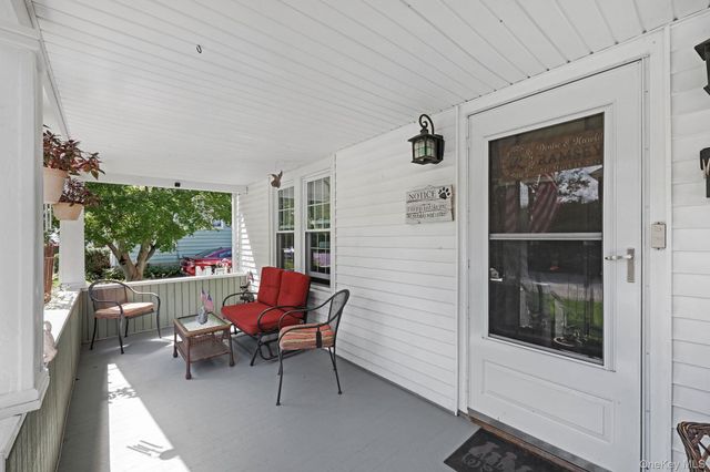 9 Garden Street, Hyde Park, NY 12538