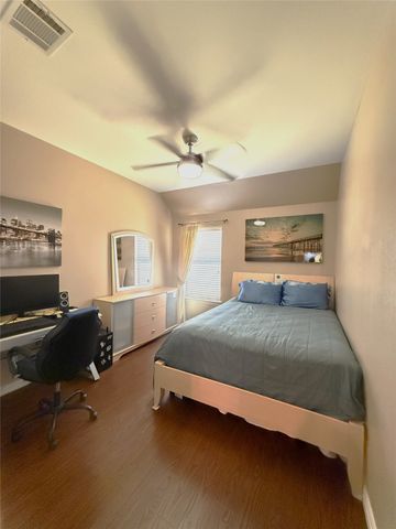 701 Sendero Drive, Arlington, TX 76002