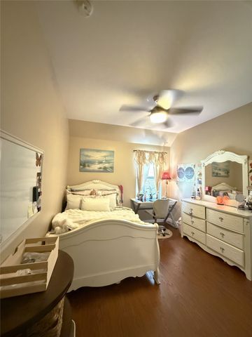 701 Sendero Drive, Arlington, TX 76002