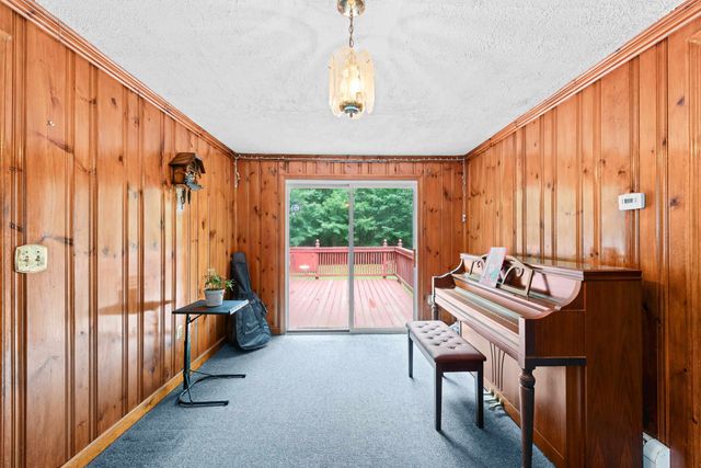 86 Mo-Sett Avenue, Goffstown, NH 03045