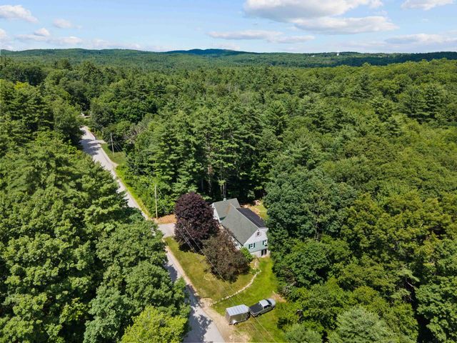 86 Mo-Sett Avenue, Goffstown, NH 03045