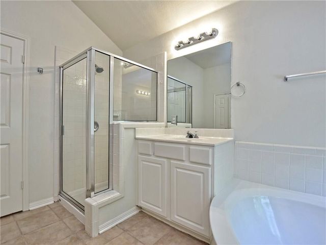 1817 Chasewood DR, Austin, TX 78727