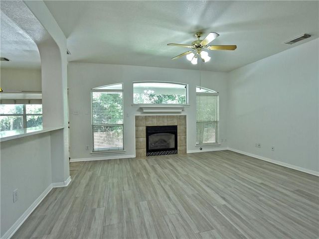 1817 Chasewood DR, Austin, TX 78727
