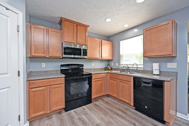 771 Mary Lane Ext, South Lebanon, OH 45065