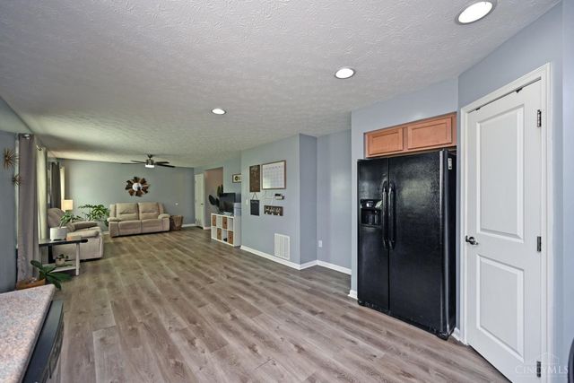 771 Mary Lane Ext, South Lebanon, OH 45065