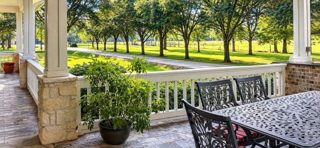 15777 Skeg Drive, Crosby, TX 77532
