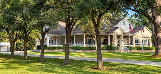 15777 Skeg Drive, Crosby, TX 77532