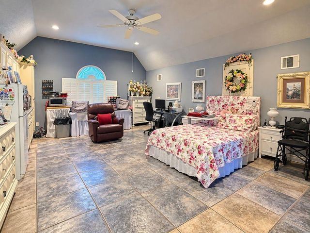 15777 Skeg Drive, Crosby, TX 77532