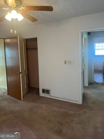 875 Dennis Dr, Forest Park, GA 30297