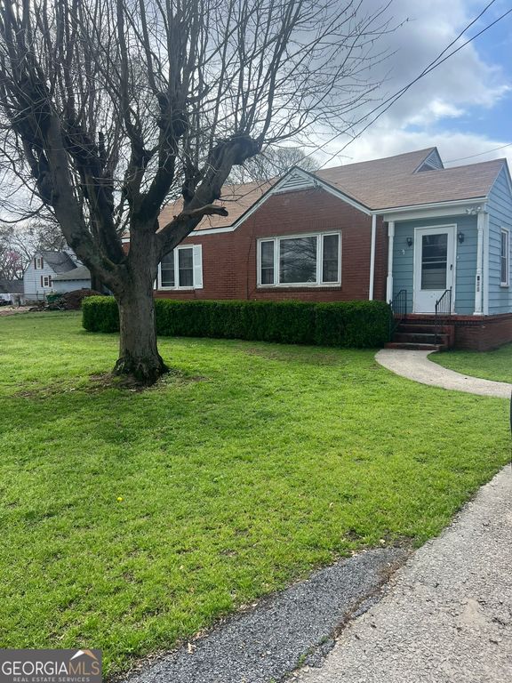 875 Dennis Dr, Forest Park, GA 30297