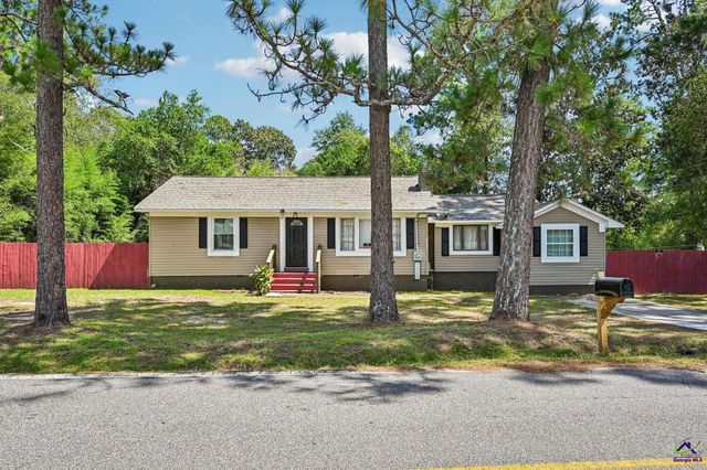3743 Hitchcock Road, Macon, GA 31217