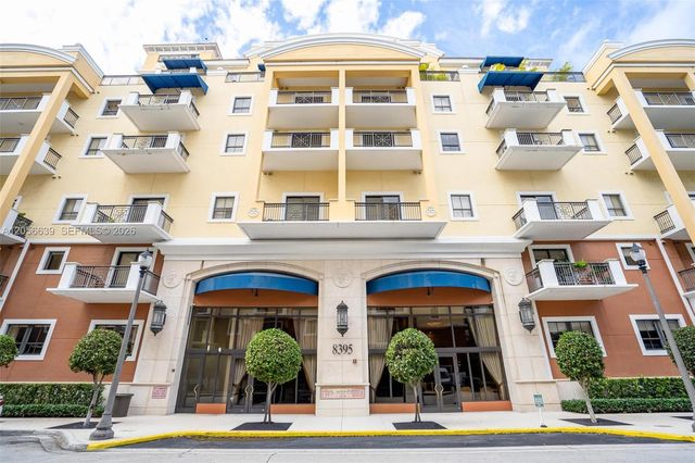 8395 SW 73rd Ave 316, Miami, FL 33143