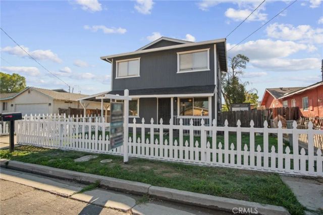 1220 Fig Avenue, Merced, CA 95341