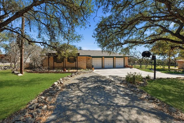 30240 Bulverde Hills Dr., Bulverde, TX 78163