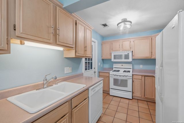 30240 Bulverde Hills Dr., Bulverde, TX 78163