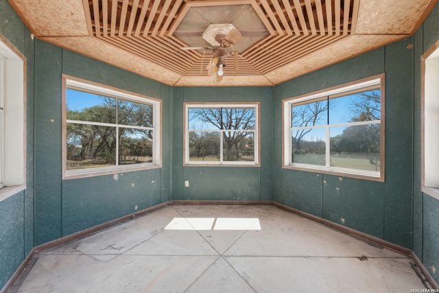 30240 Bulverde Hills Dr., Bulverde, TX 78163