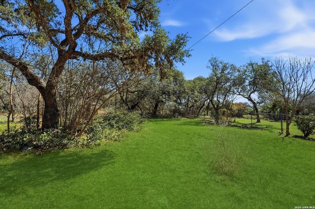 30240 Bulverde Hills Dr., Bulverde, TX 78163