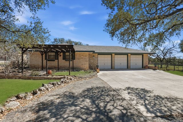 30240 Bulverde Hills Dr., Bulverde, TX 78163