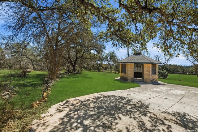 30240 Bulverde Hills Dr., Bulverde, TX 78163