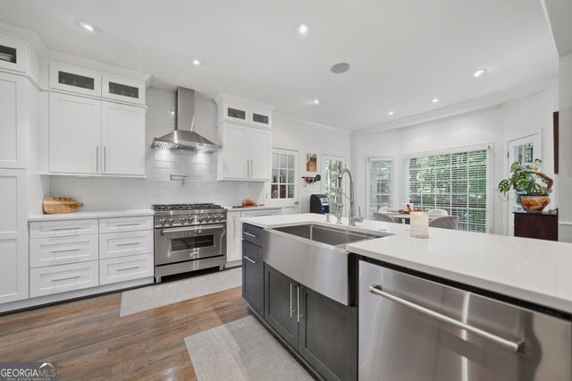 690 Wood Work Way, Roswell, GA 30076