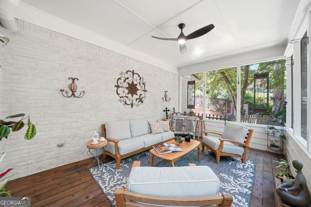 690 Wood Work Way, Roswell, GA 30076