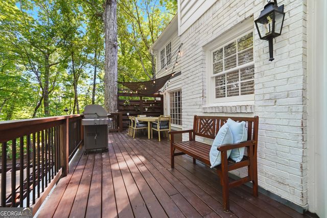 690 Wood Work Way, Roswell, GA 30076