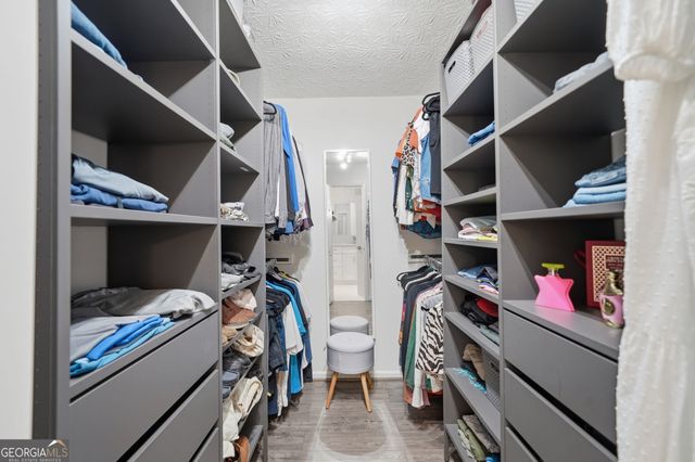 690 Wood Work Way, Roswell, GA 30076