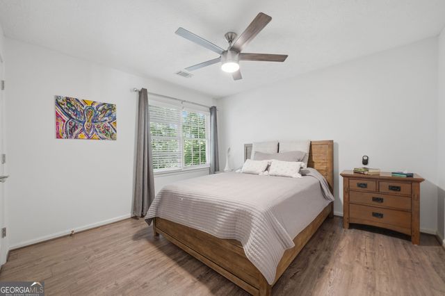 690 Wood Work Way, Roswell, GA 30076
