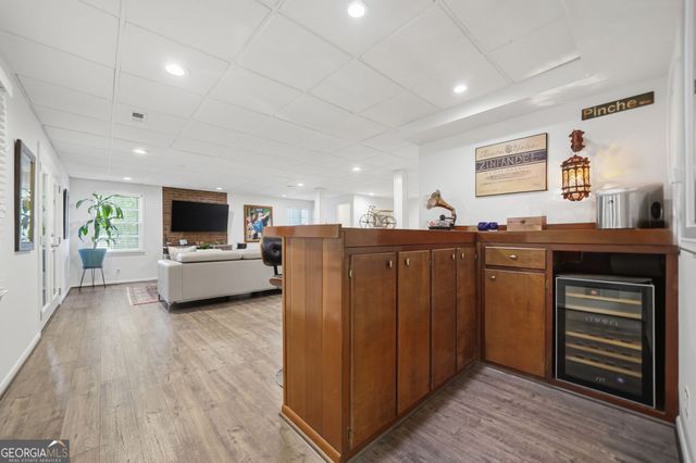 690 Wood Work Way, Roswell, GA 30076