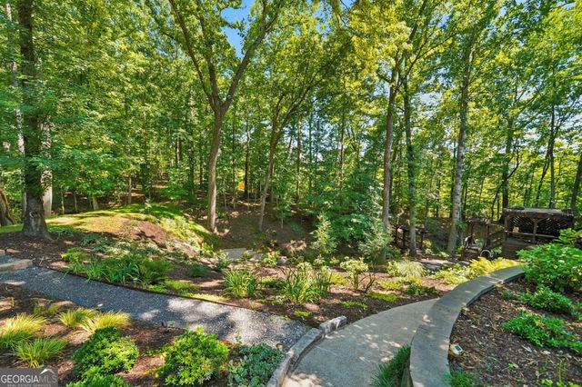 690 Wood Work Way, Roswell, GA 30076