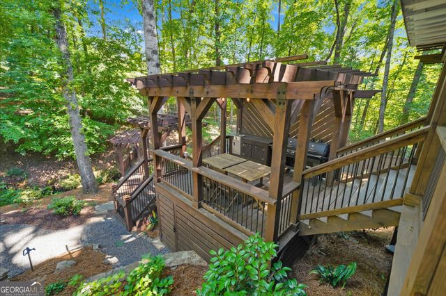 690 Wood Work Way, Roswell, GA 30076