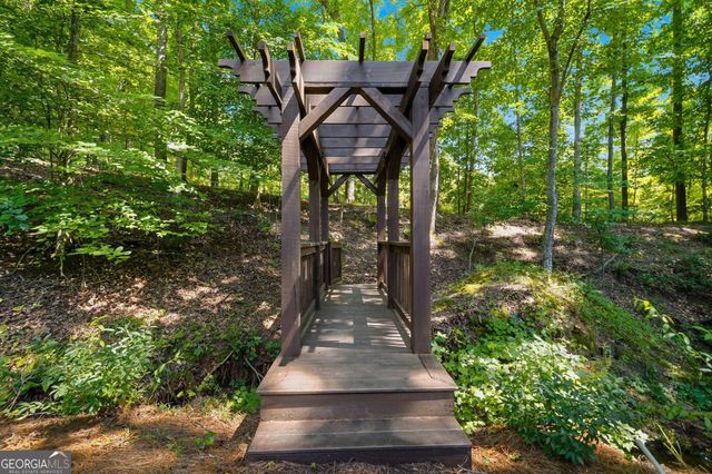 690 Wood Work Way, Roswell, GA 30076