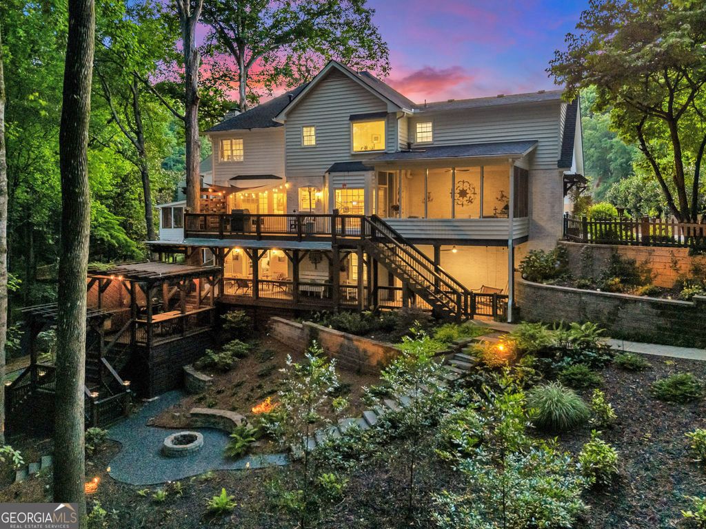 690 Wood Work Way, Roswell, GA 30076