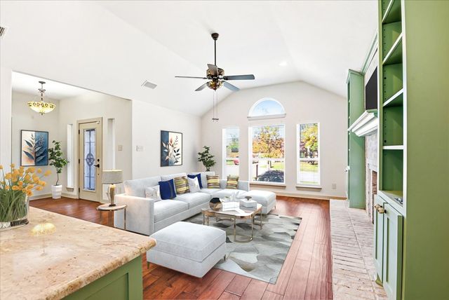 201 Montreal Drive, Hurst, TX 76054