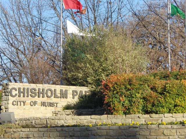 201 Montreal Drive, Hurst, TX 76054