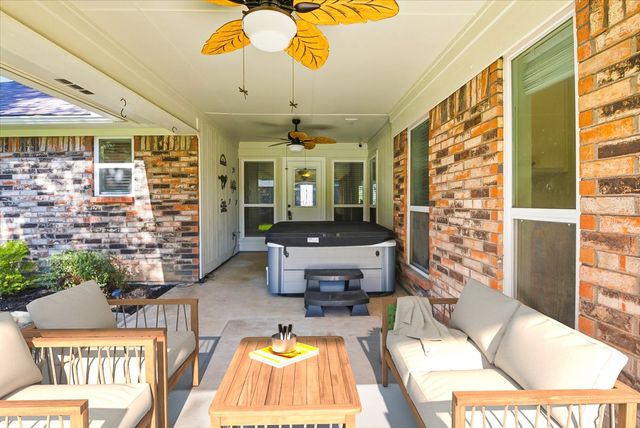 201 Montreal Drive, Hurst, TX 76054