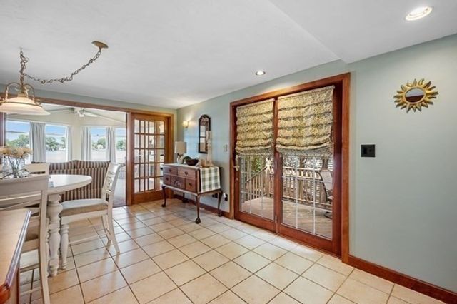 45 Point Pleasant Rd, Webster, MA 01570