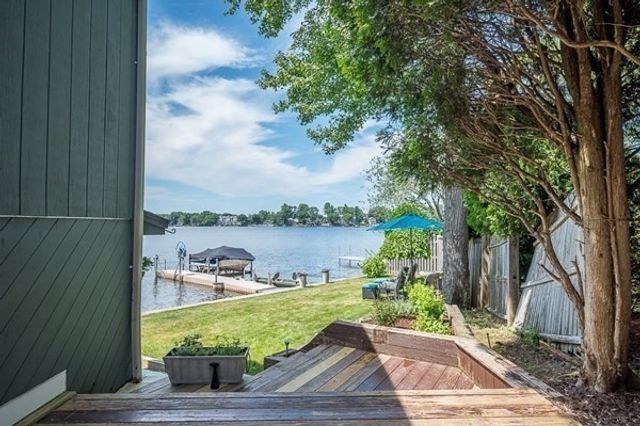45 Point Pleasant Rd, Webster, MA 01570