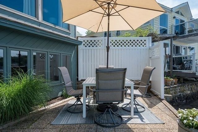 45 Point Pleasant Rd, Webster, MA 01570
