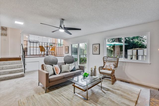 1524 Ridgewood Dr, Martinez, CA 94553