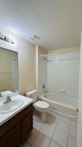 18164 CANAL POINTE STREET, Tampa, FL 33647