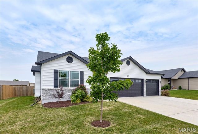 317 Katie Lynn Drive, Wentzville, MO 63385