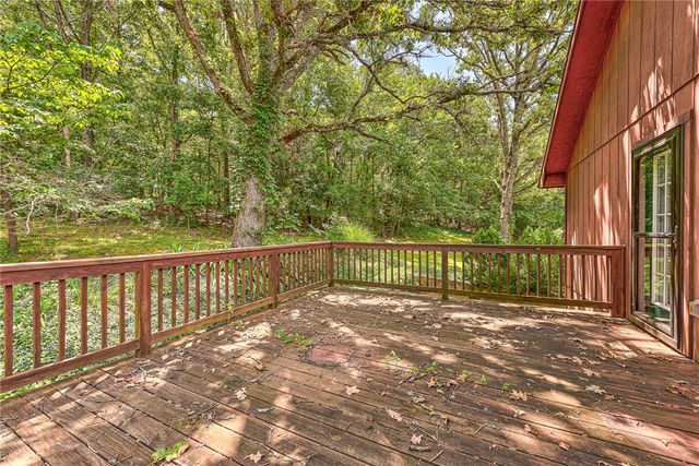 5794 S Shaeffer Road, Fayetteville, AR 72701
