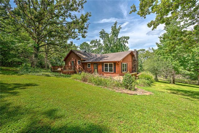 5794 S Shaeffer Road, Fayetteville, AR 72701